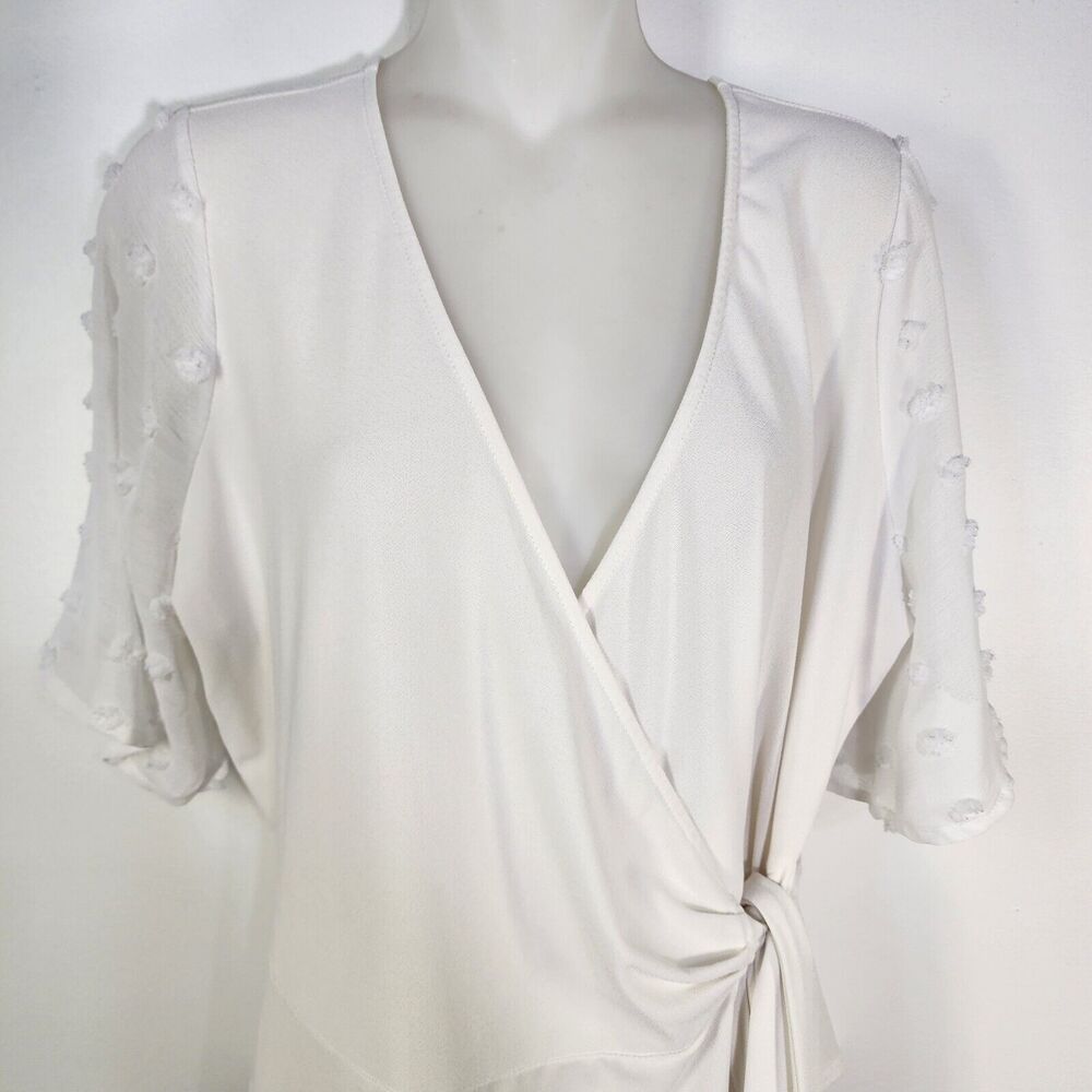 Flower And Feather Top Womens Large White Wrap Ti… - image 4